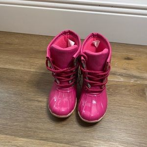 NWOT rainbow duck boots size 12 little girl